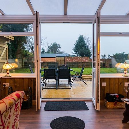 Hot Tub Pet Friendly Luxury Cosy Cottage, Near Withernsea And Patrington Welwick Eksteriør billede