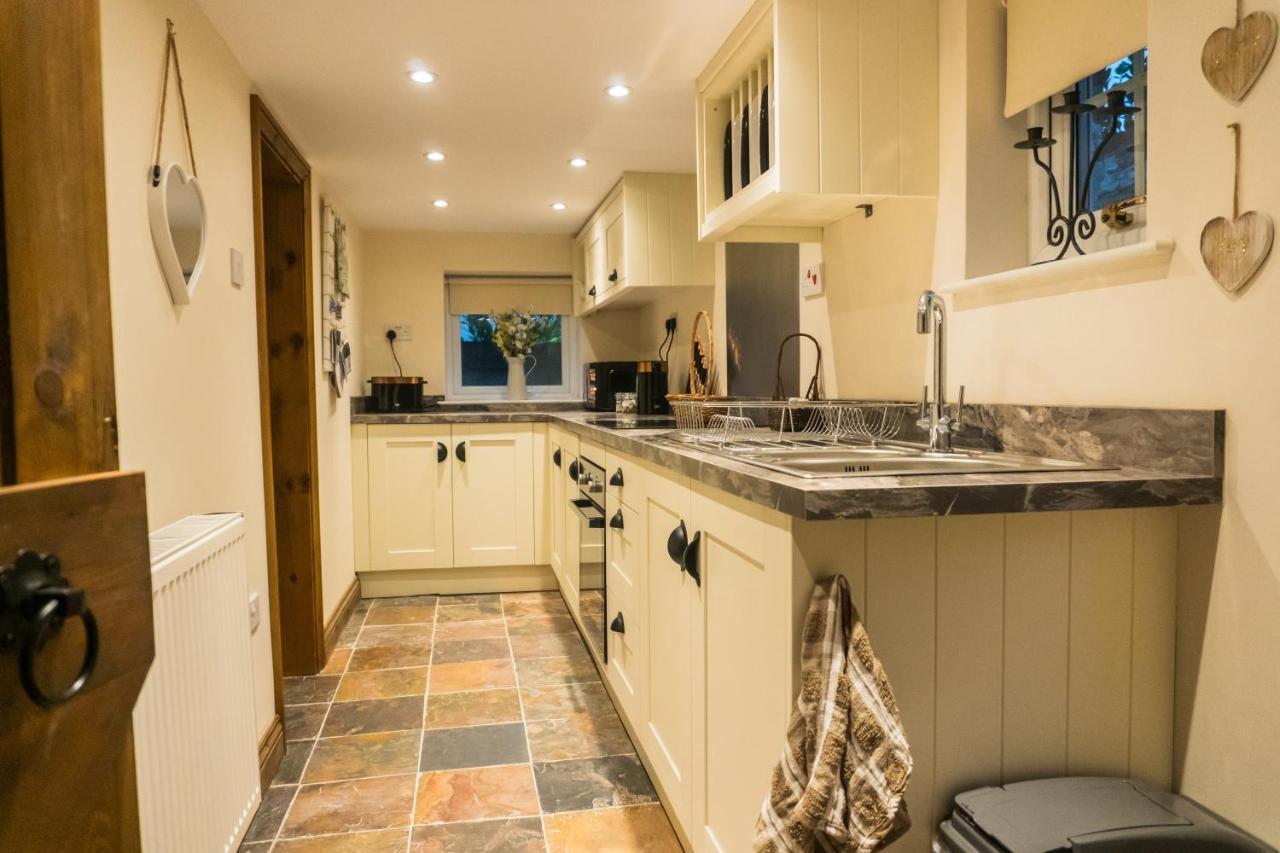 Hot Tub Pet Friendly Luxury Cosy Cottage, Near Withernsea And Patrington Welwick Eksteriør billede